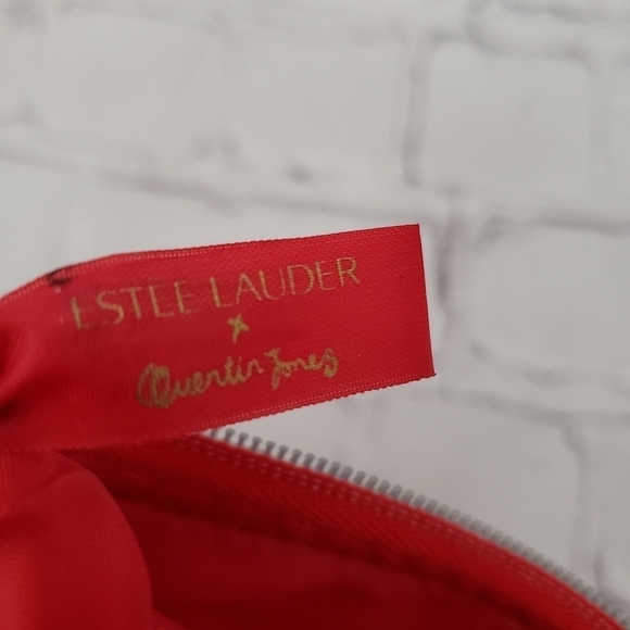 Estee Lauder X Quentin Jones Make-up Bag Red Heart Eye Lip Print Gold Top Zip - Picture 5 of 7